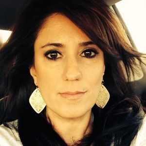 Meet your Posher, Deena